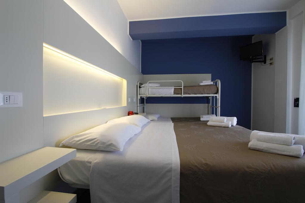 Hotel Desire' Riccione Bagian luar foto